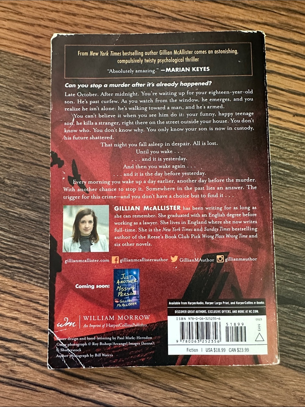 Thriller Book Bundle! - Picture 4 of 5